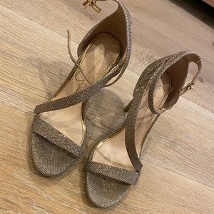 Jessica Simpson heels